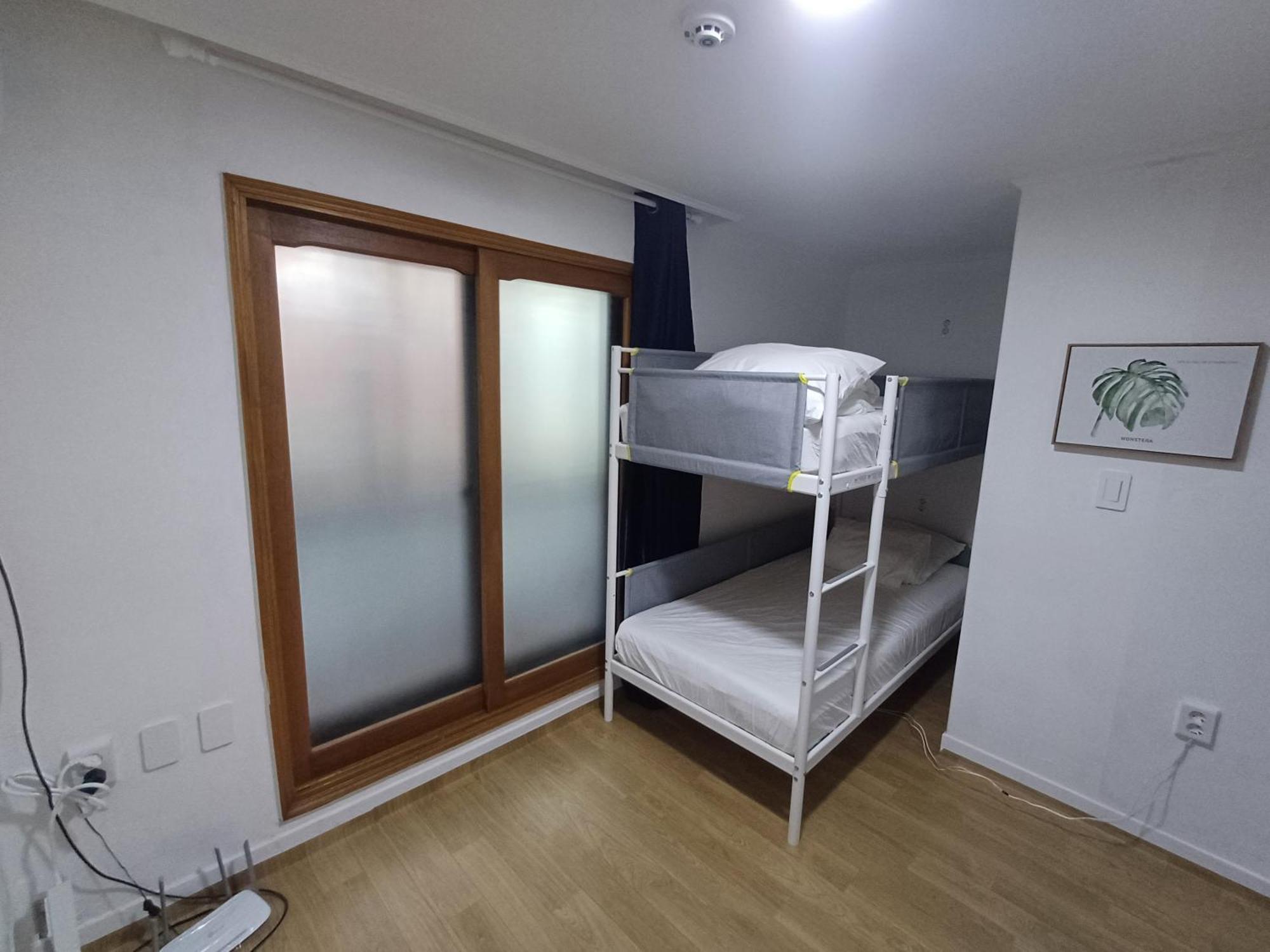 Ocean'S Guesthouse - Foreigners Only โซล ภายนอก รูปภาพ