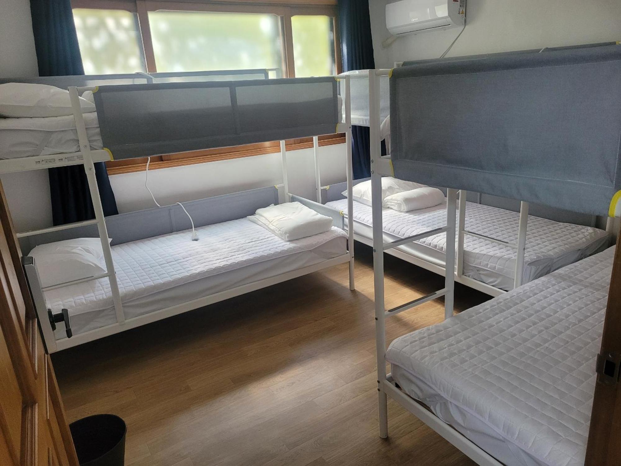 Ocean'S Guesthouse - Foreigners Only โซล ภายนอก รูปภาพ